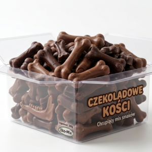 Przezroczyste pudełko wypełnione czekoladkami w kształcie kości z czekolady mlecznej i gorzkiej. Na przodzie pudełka widnieje napis: „CZEKOLADOWE KOŚCI”, poniżej podtytuł: „Chrupiący mix smaków”, pojemność: 300g Producent: Eko-Mix.